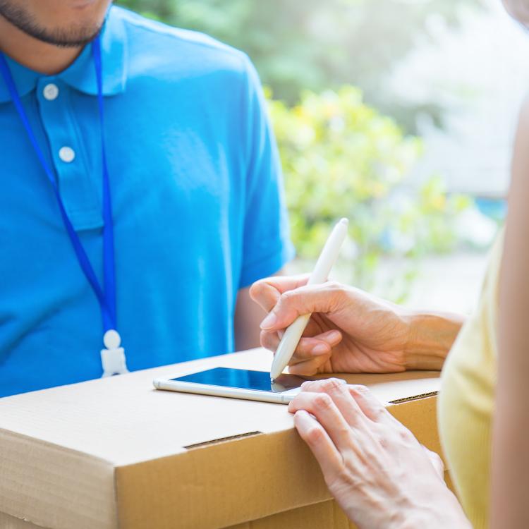 Veterinary Hospitals Courier Service